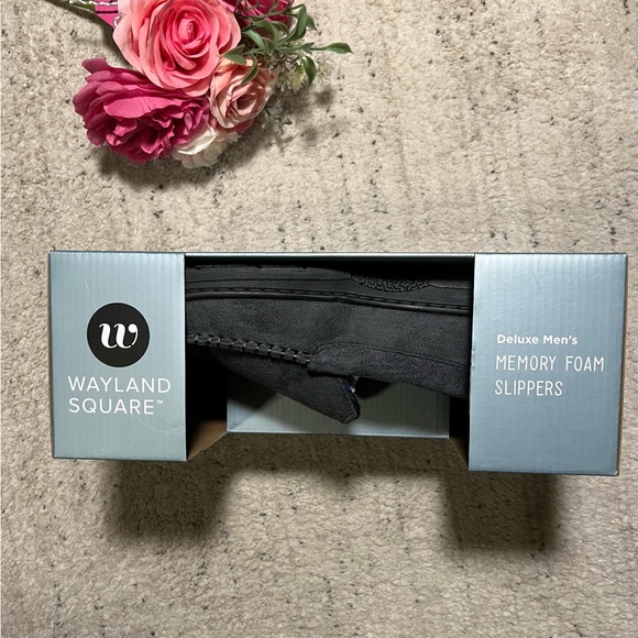 🔥NWT Men’s memory foam slippers - Picture 2 of 11